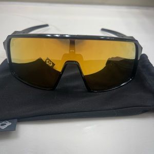 Oakley Sutro Sunglasses With Prizm 24k Lens